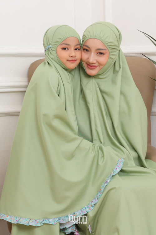 Telekung Hanna Ruffle Ibu Anak in Apple Green