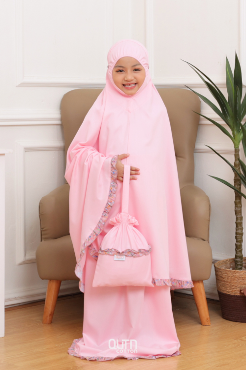 Telekung Hanna Ruffle Ibu Anak in Blush Pink